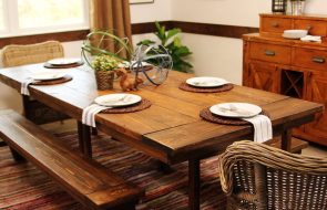 tavolo da pranzo in legno