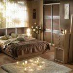 Disposizione della camera da letto romantica
