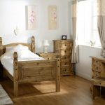 Camera da letto per adolescenti in legno