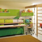 Letto trasformabile moderno con tavolo estraibile