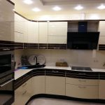 Cucina moderna in stile high-tech