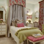 Camera da letto in stile vintage per una ragazza