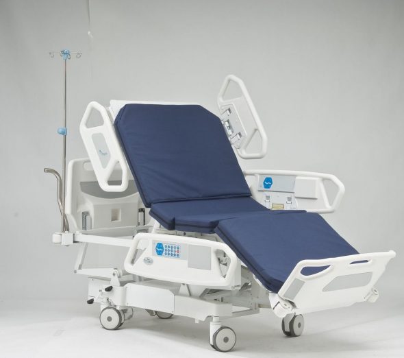 scegliere un letto medico per pazienti costretti a letto