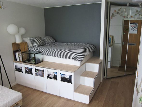 Letto alto con gradini