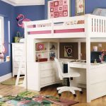 Letto a soppalco in legno bianco per adolescenti