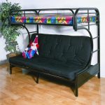 Letto nero all'interno