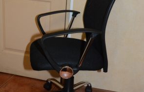 sedia da ufficio nera