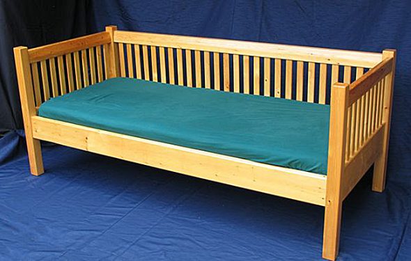 Divano in legno con le tue mani