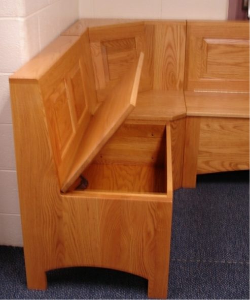 Angolo in legno per cucina