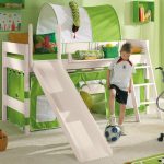 Letto a soppalco per bambini con scivolo e scaletta inclinata in pino massello