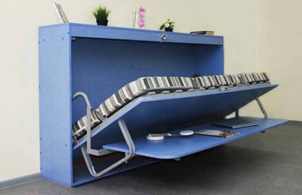 Tavolo-letto per bambini
