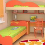 Letto a castello con zona lavoro e due letti
