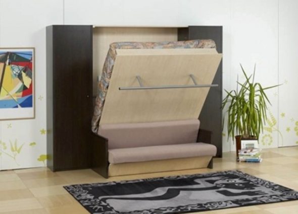 Divano letto matrimoniale all'interno