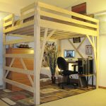 Letto matrimoniale in legno