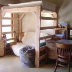 Letto a soppalco in legno fai da te