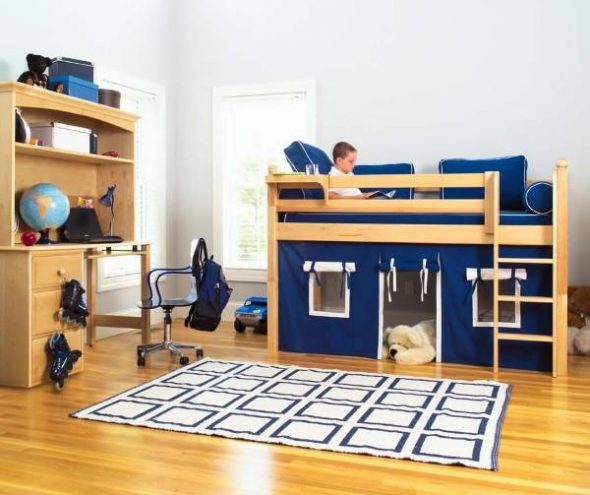 Letto con area giochi sottostante