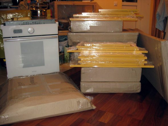 Set da cucina smontato