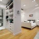 Armadio divisorio per camera da letto bianco