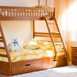 Letto a castello in legno per bambini e adulti