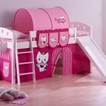 Letto a castello con area giochi