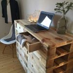 Cassettiera realizzata con pallet