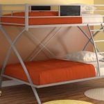 Letto in metallo a due livelli