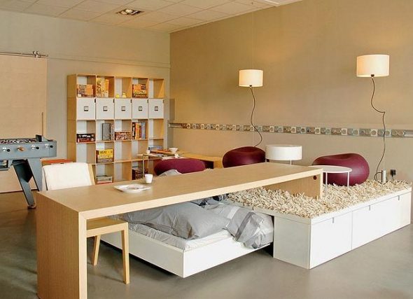 Letto a podio per un adolescente