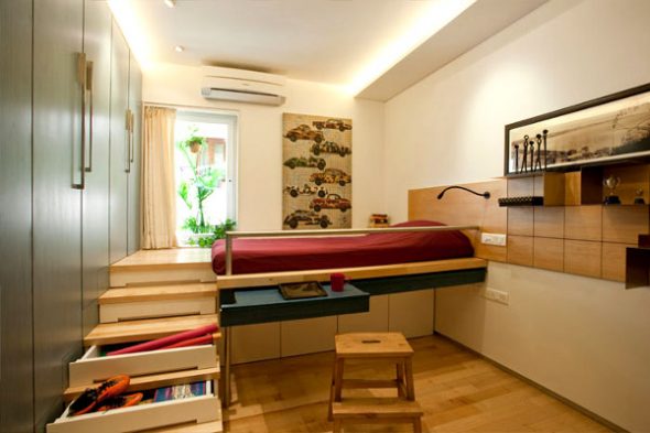 Letto a podio con scale
