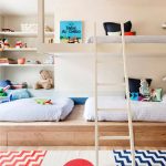Letto a podio nella cameretta dei bambini