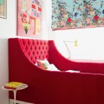 Letto con rivestimento trapuntato