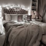 Testiera morbida con illuminazione per intimità e calore