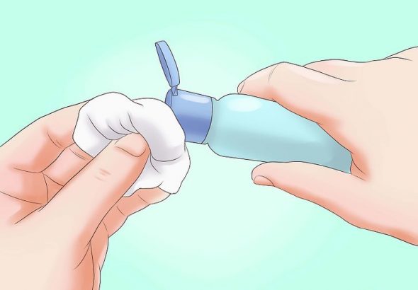 Acetone per la vernice versata