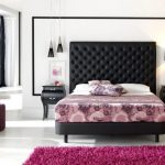 Testiera originale nera in materiale polimerico per un letto morbido