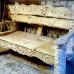 Panca in tiglio intagliato