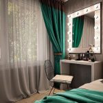 Angolo beauty con specchio in camera da letto
