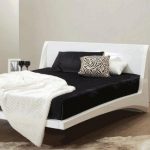 Motivi in ​​bianco e nero in camera da letto