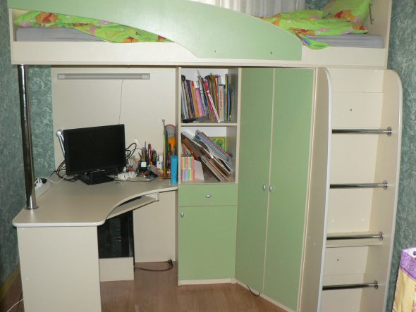 Otroški kotiček za pohištvo