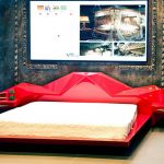 Un letto stravagante che sembra una nave intergalattica