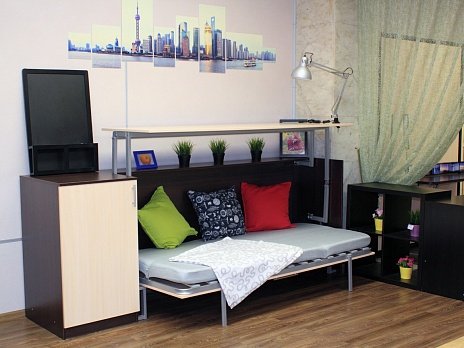 Letto trasformabile all'interno