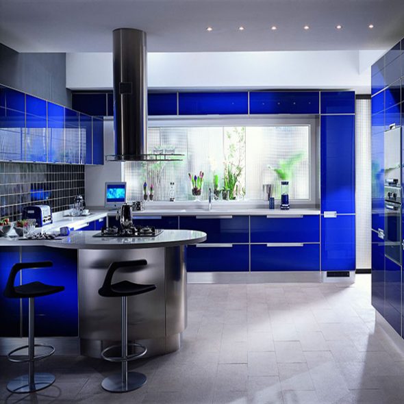 Bellissima cucina in stile high-tech