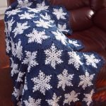 Bellissima coperta con fiocchi di neve