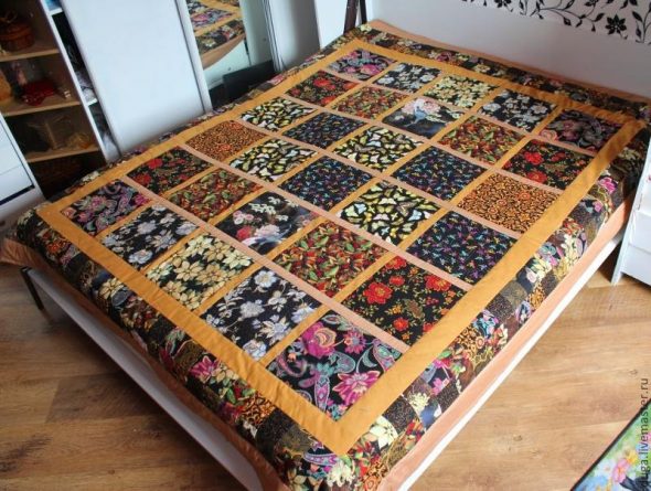 Copriletto trapuntato patchwork
