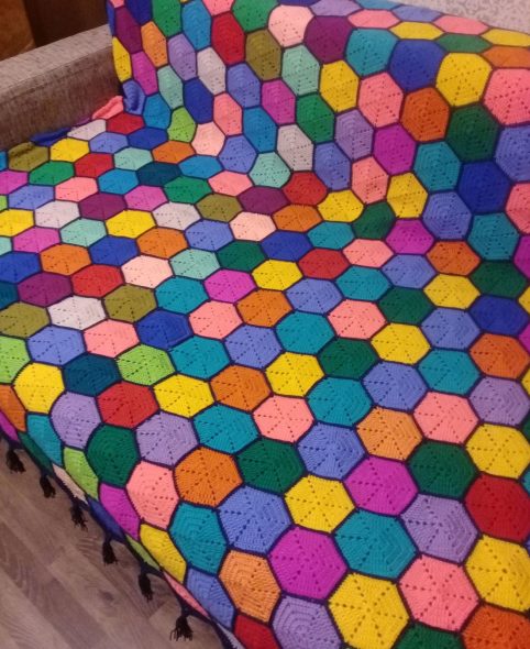 Insolita coperta a nido d'ape