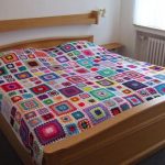 Versione multicolore di una coperta per il letto