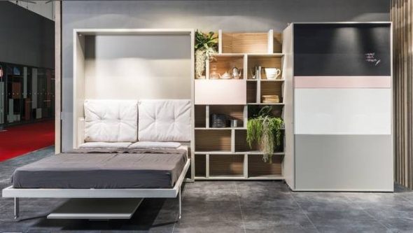 Il letto guardaroba occupa il minimo spazio