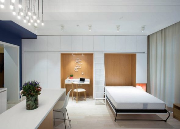 Stile loft accogliente e luminoso per un piccolo appartamento