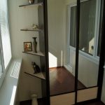 Armadio a specchio per la loggia