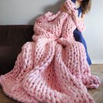 Grande copriletto rosa arioso