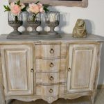 Buffet dopo il restauro con le tue mani
