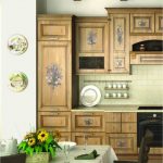 Cucina in legno dopo il restauro